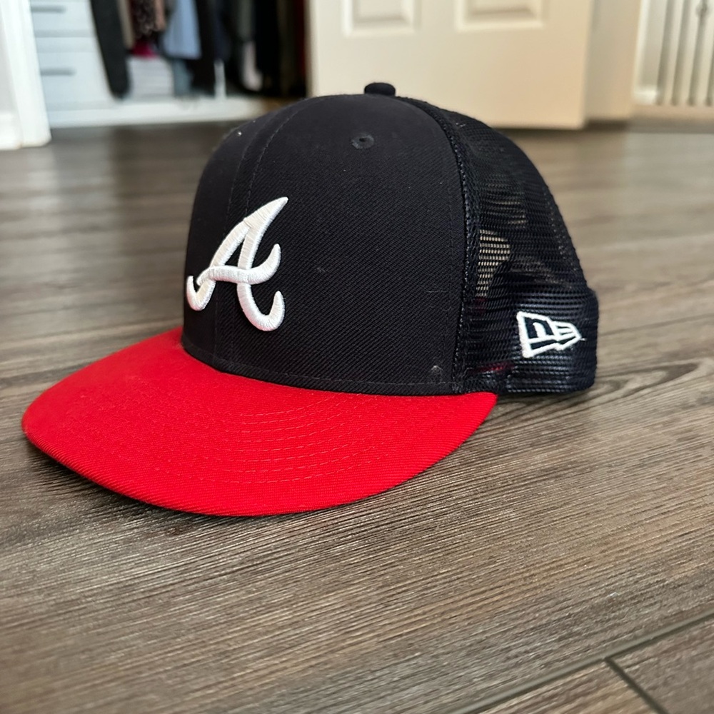 Atlanta Braves mesh snap back hat